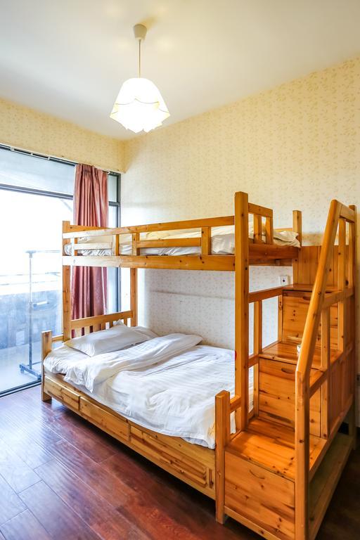 Nissi Holiday Hotel Kunming Bagian luar foto