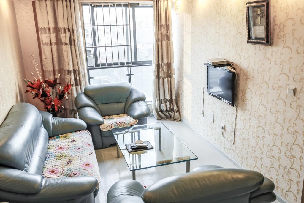 Nissi Holiday Hotel Kunming Bagian luar foto