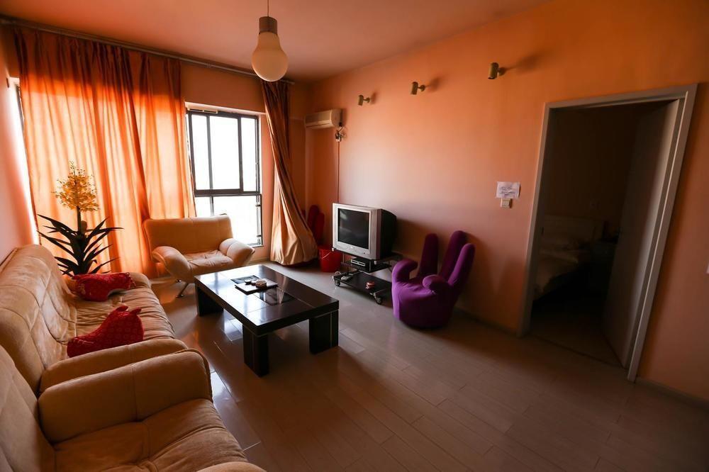 Nissi Holiday Hotel Kunming Bagian luar foto
