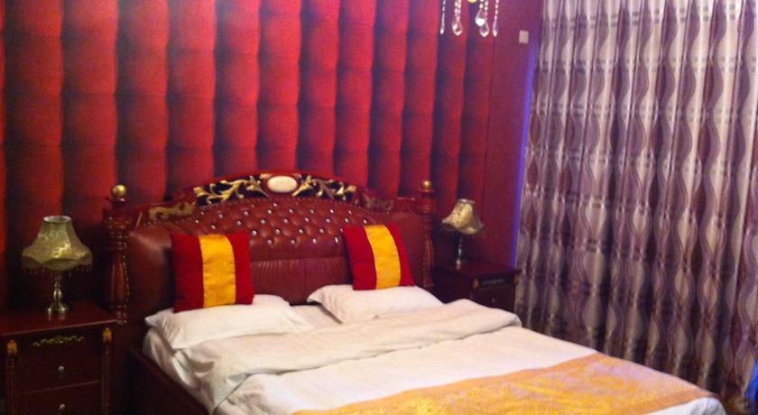 Nissi Holiday Hotel Kunming Bagian luar foto